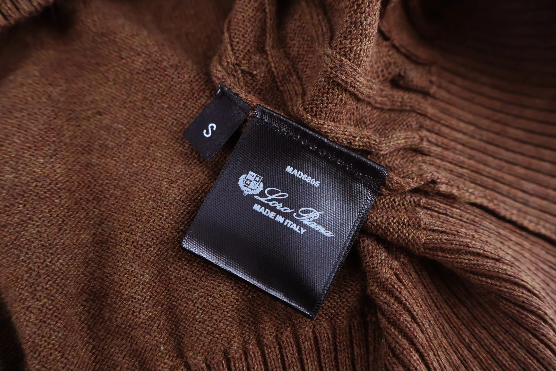 LP （Brown） ， Breathable ， 、 、 ， Beige Versatile。 Classic ， ， Retro ，Classic ， ， ， 。 ， ， ， ， 、 ， 。 ， ， Same Style ， ， ， ， Same Style。 Size:S-M-L-XL